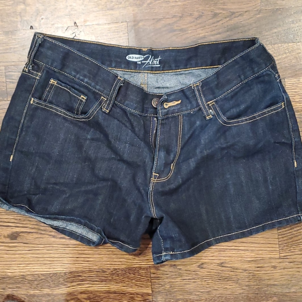Dark blue wash old navy jeans